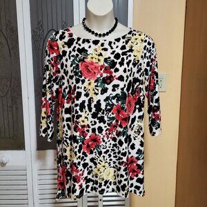 JM Collection Ladies Beautiful Floral Scoop Neck Blouse